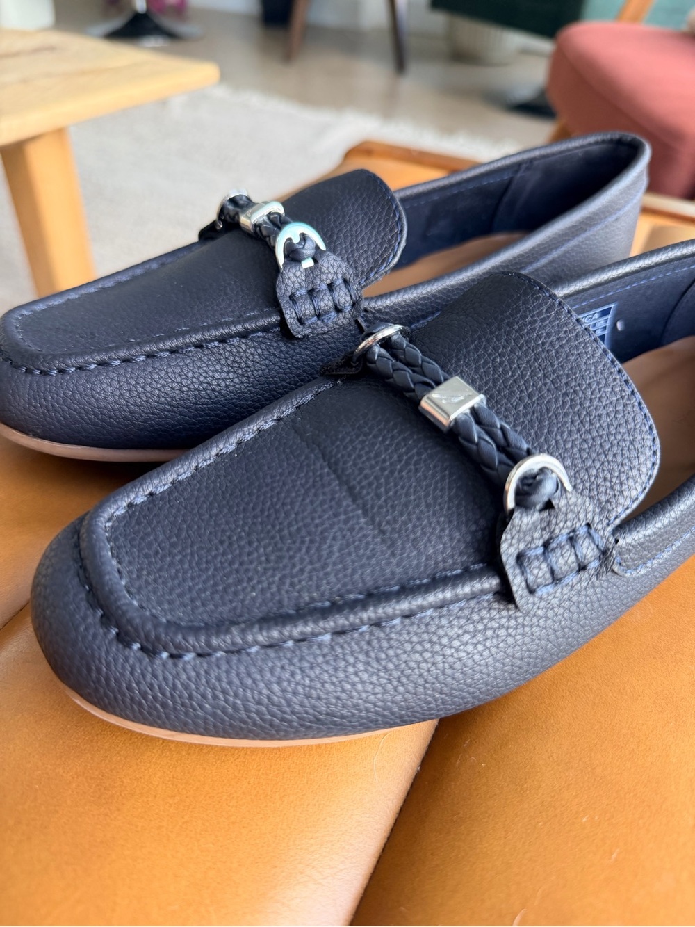 NWOT Women’s Nautica Loafers. 9.5
